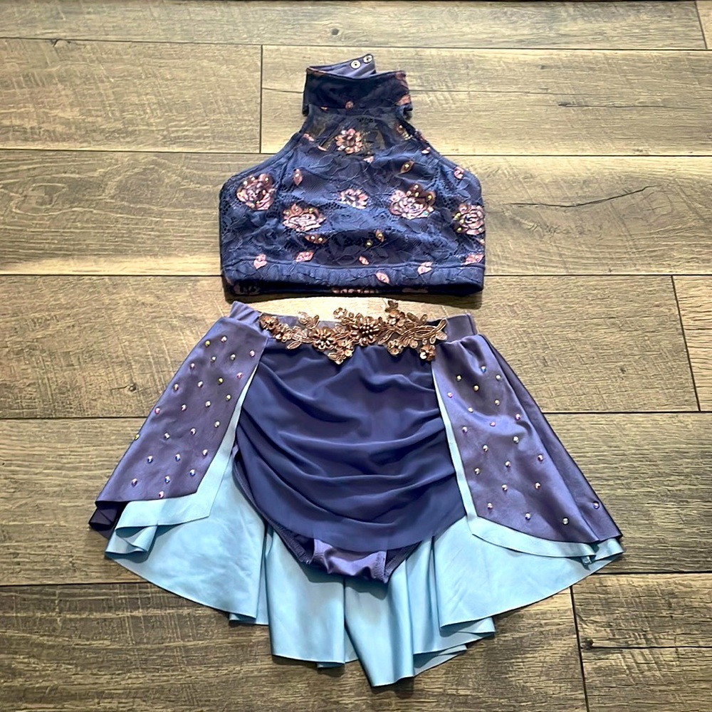 Dance costume